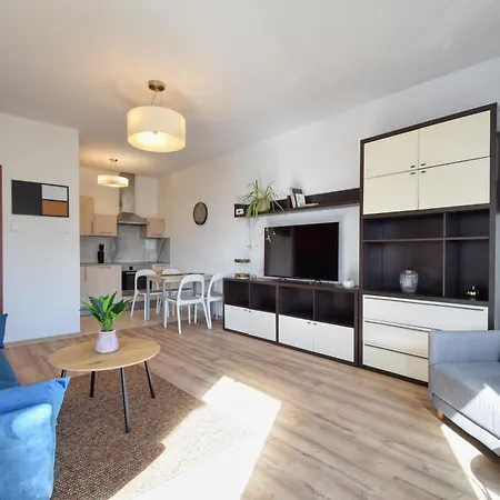 Апартаменты Pelikan Aqua Sky By Lookap - Basen, Sauna, Prywatny Parking W Garazu! *